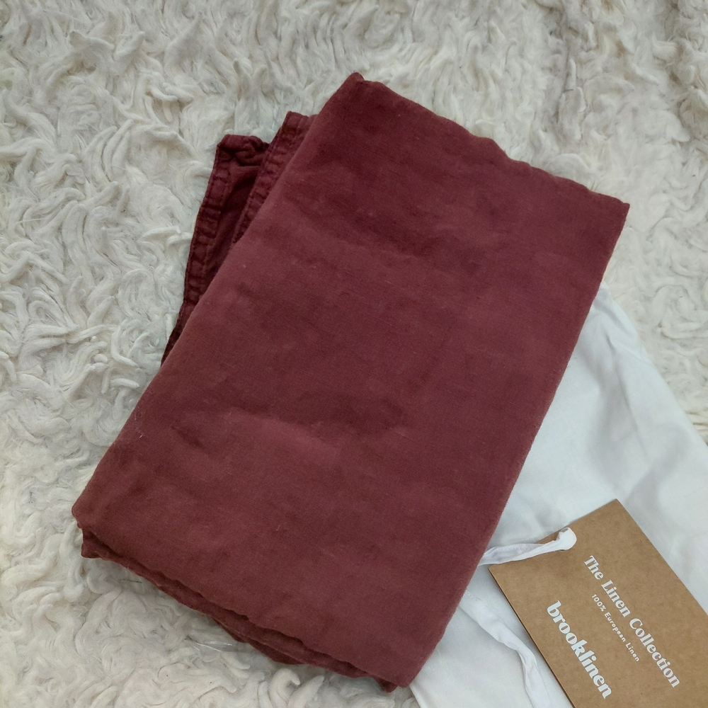 Set of Brooklinen 100% European Linen Standard Pillowcases (Color: Raisin) - Picture 2 of 5